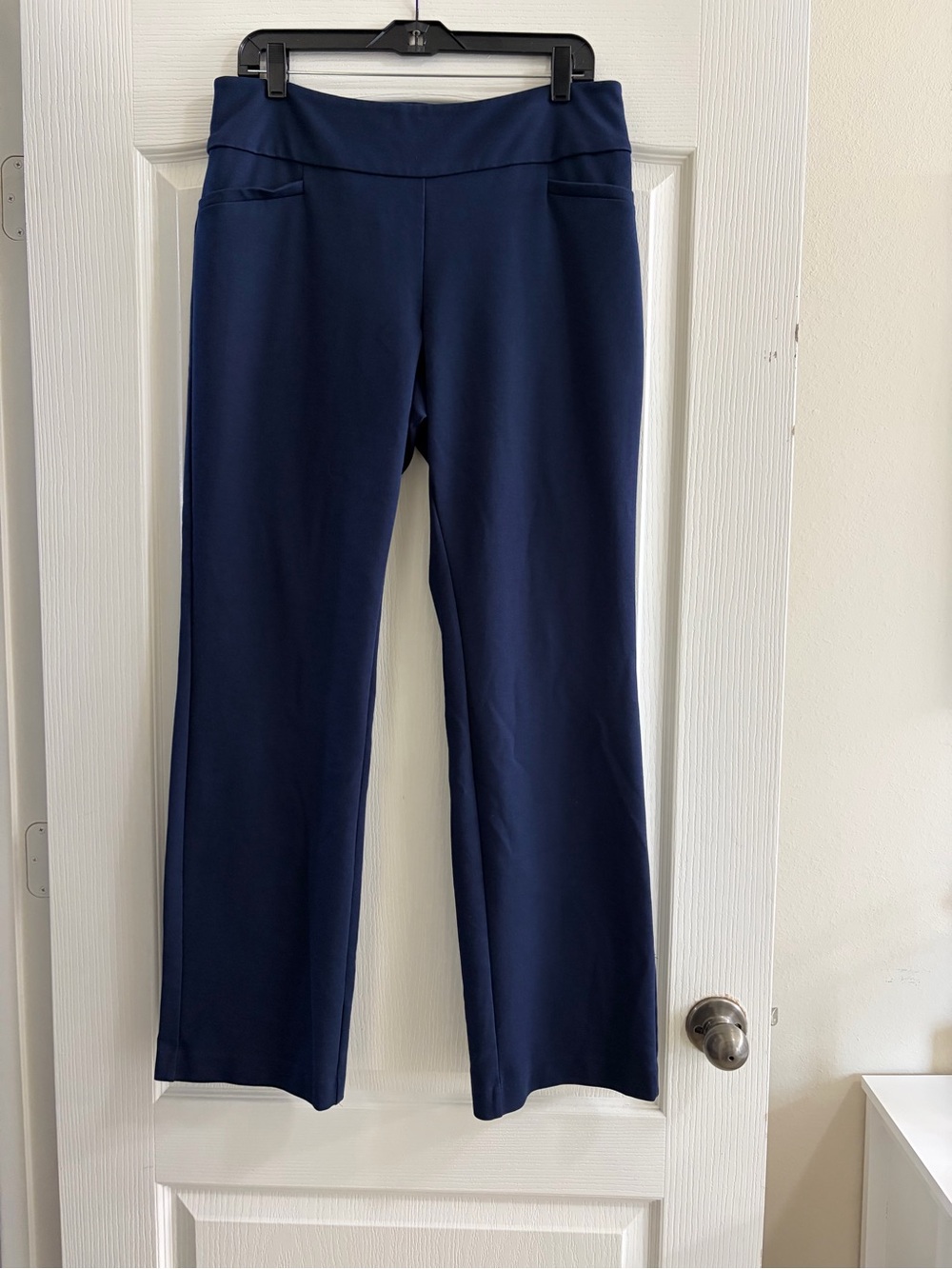 New York & Company Navy Straight Leg Ponte Pants